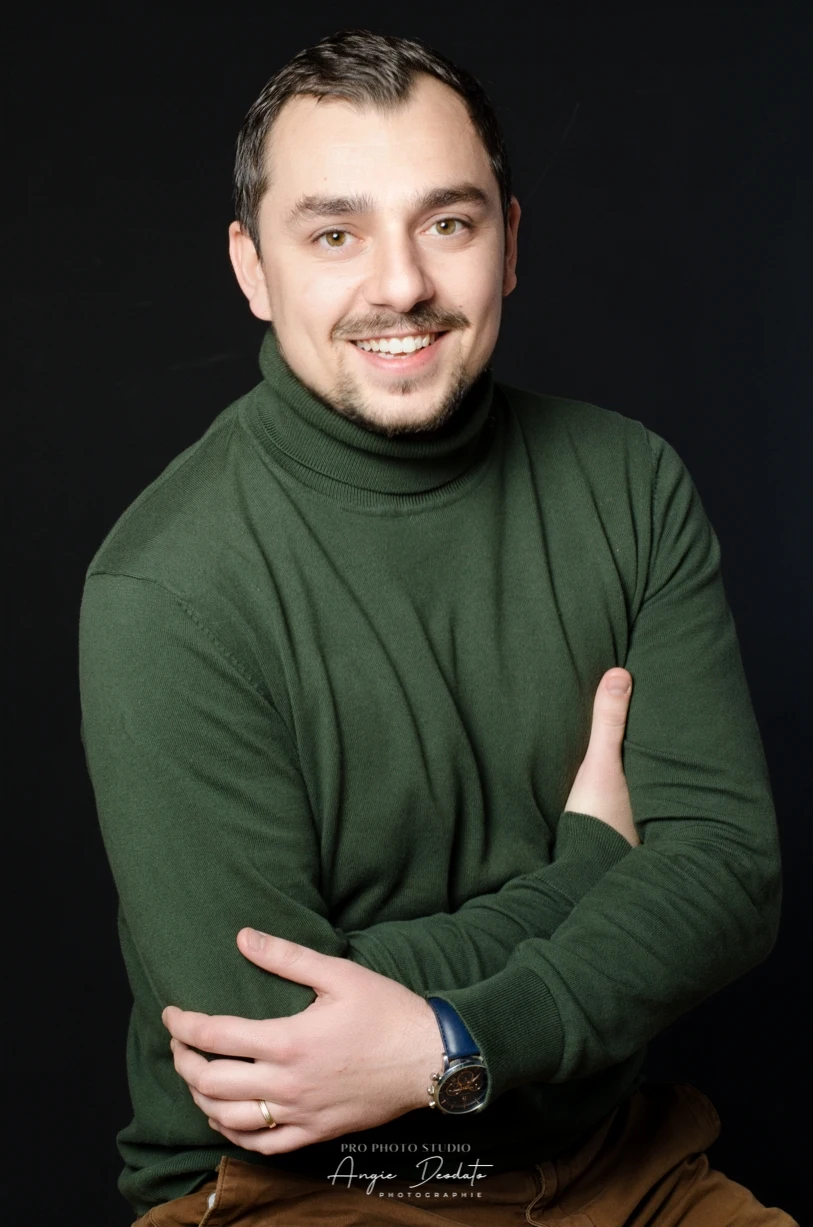 Simon Guechoud agent immobilier Nestenn Bergerac